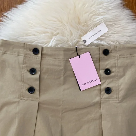 Avec Les Filles Pleated Preppy Mini Skirt in Safari Khaki - Picture 6 of 13